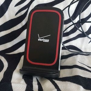 Verizon Wireless Charging Stand